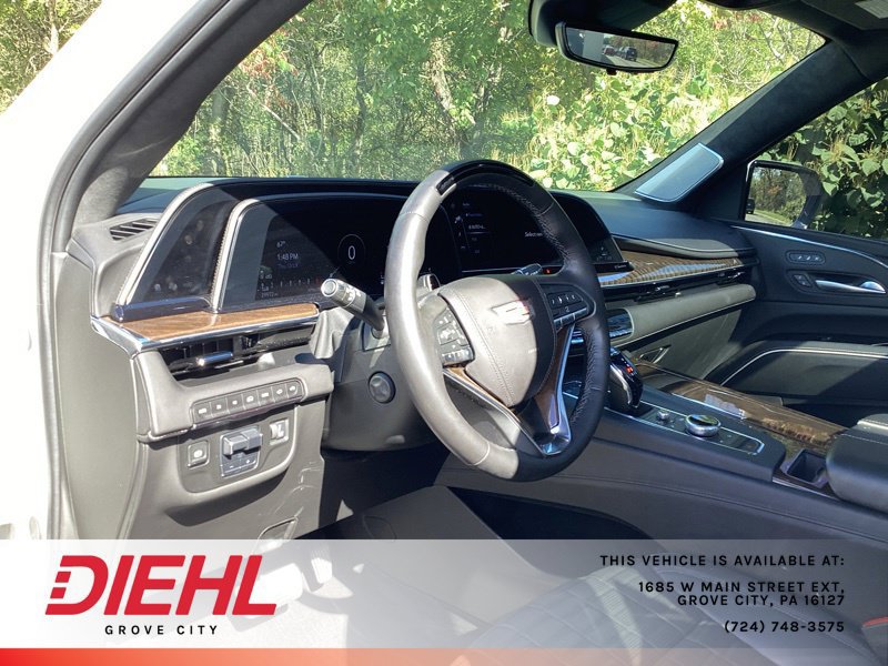 Used 2024 Cadillac Escalade Sport Platinum w/ LPO, ONYX Package AWD/4WD image 18