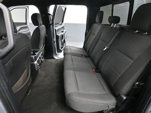 Used 2020 Ford F150 XLT w/ Equipment Group 302A Luxury AWD/4WD image 40
