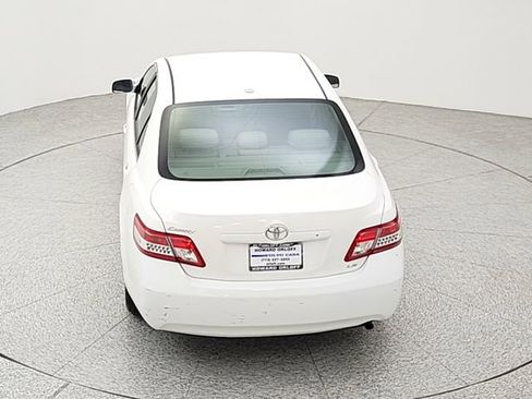 Used 2011 Toyota Camry LE FWD image 32