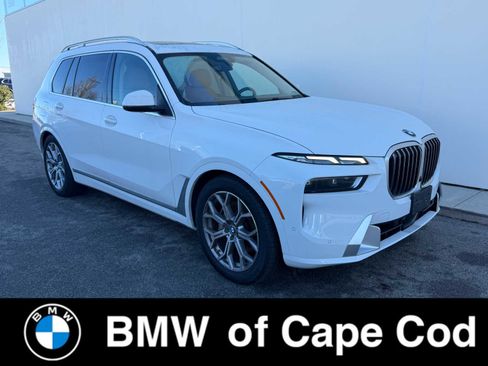 Used 2023 BMW X7 xDrive40i w/ Premium Package image 1