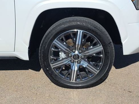 Used 2023 Toyota Tundra Capstone image 33
