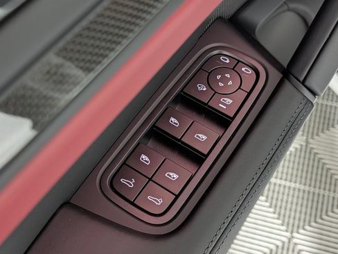 New 2026 Porsche Cayenne GTS AWD/4WD image 27