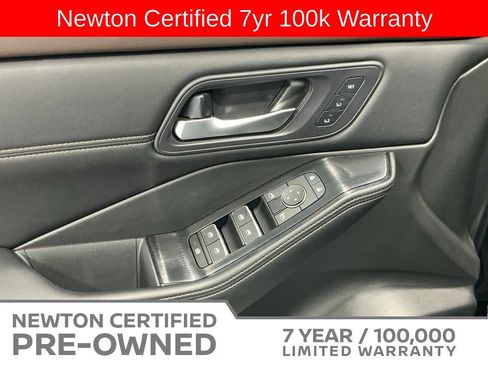 Used 2023 Nissan Rogue SL w/ SL Premium Package FWD image 39