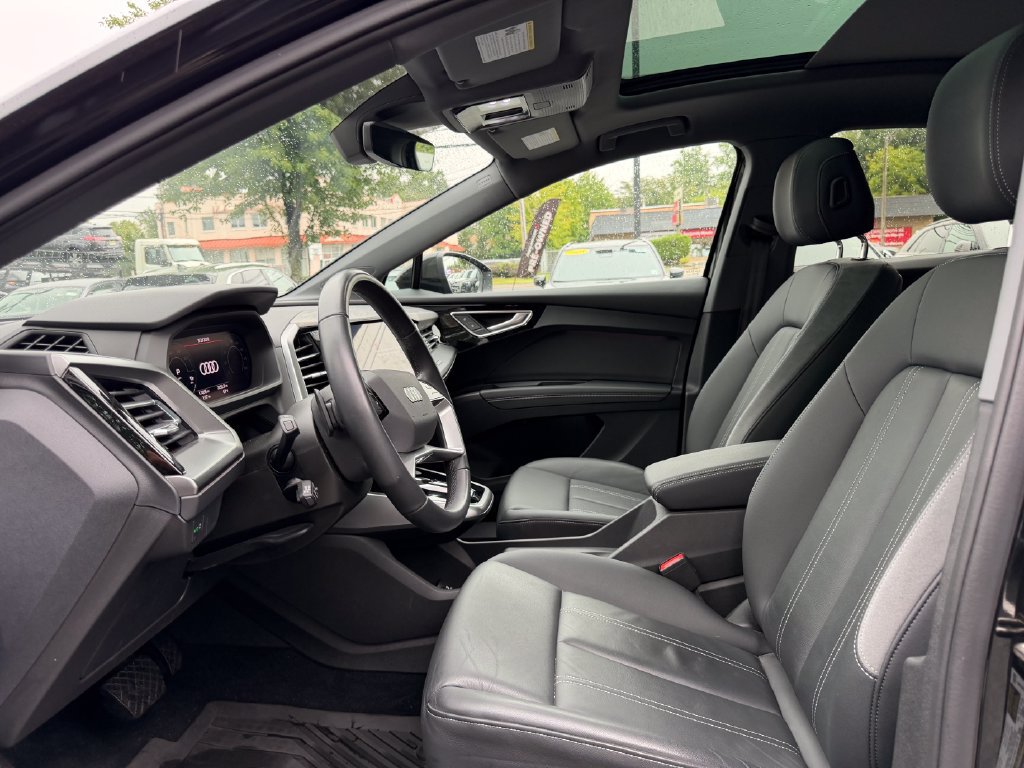 Used 2023 Audi Q4 e-tron Premium Plus w/ Premium Plus AWD/4WD image 18