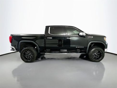 Used 2022 GMC Sierra 1500 SLT image 8
