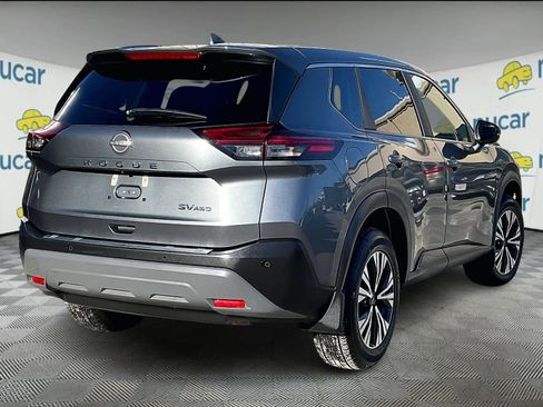 Used 2023 Nissan Rogue SV image 6