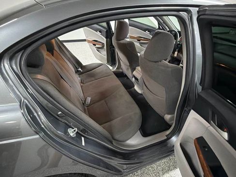 Used 2011 Honda Accord EX image 28