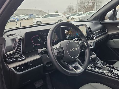 Certified 2023 Kia Sportage X-Line w/ X-Line Premium Package image 2