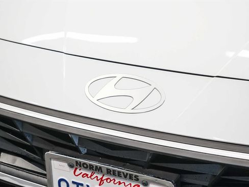 Used 2025 Hyundai Elantra Sport image 8