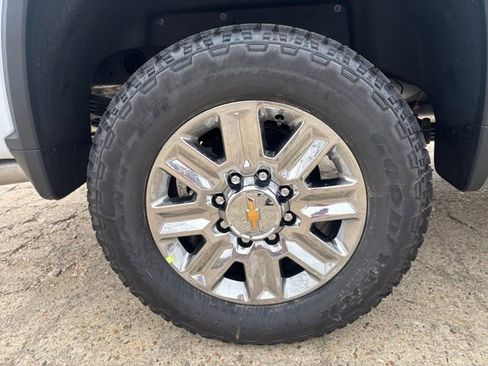 New 2026 Chevrolet Silverado 2500 High Country w/ High Country Premium Package image 10