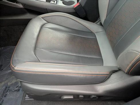 Certified 2025 Subaru Crosstrek 2.5i Limited w/ Crosstrek Mirror Package image 11