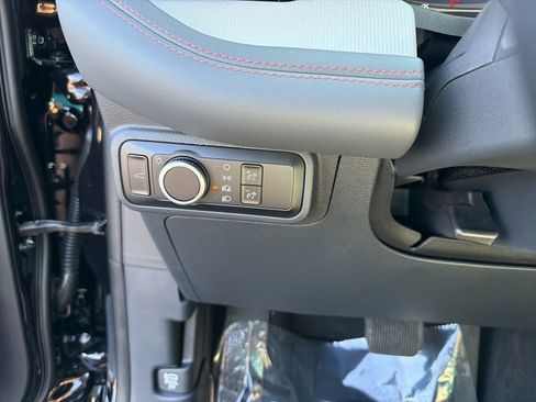 New 2026 Ford Explorer Active RWD image 14