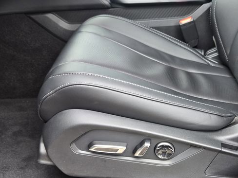 Certified 2025 Acura MDX w/ Technology Package image 25