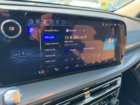 New 2026 Chevrolet Traverse LT w/ Sun and Wheel Package image 16