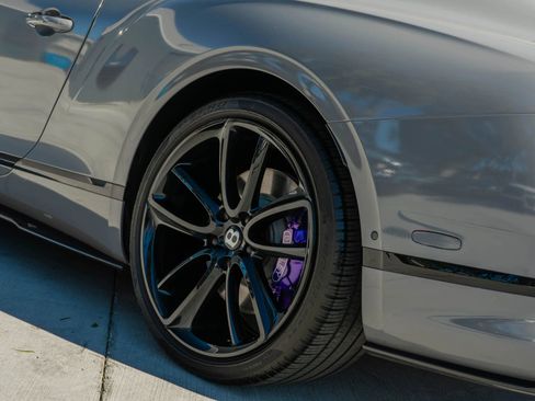 Used 2022 Bentley Continental GT image 53