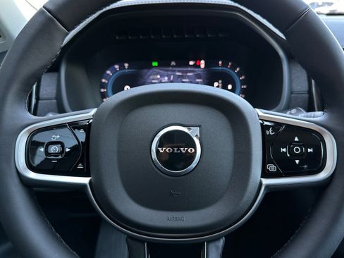 Certified 2025 Volvo XC90 B6 Core w/ Protection Package Premier image 27