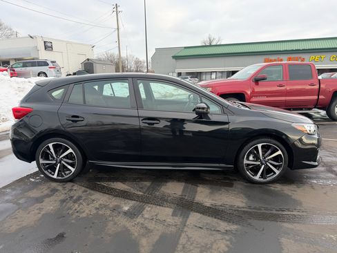 Used 2020 Subaru Impreza 2.0i Sport image 10