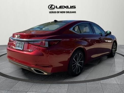 Certified 2025 Lexus ES 350 w/ Premium Package image 7