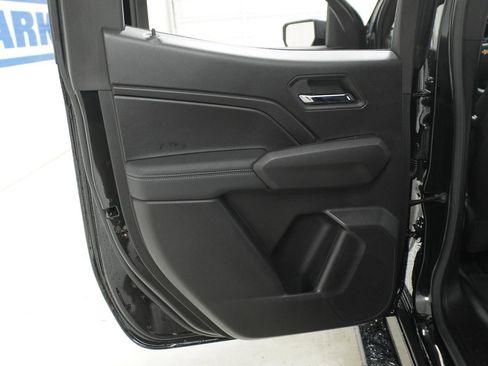 Used 2025 Chevrolet Colorado LT w/ Advanced Trailering Package RWD image 27