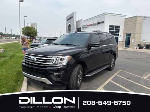 Used 2019 Ford Expedition XLT w/ Equipment Group 202A AWD/4WD image 6