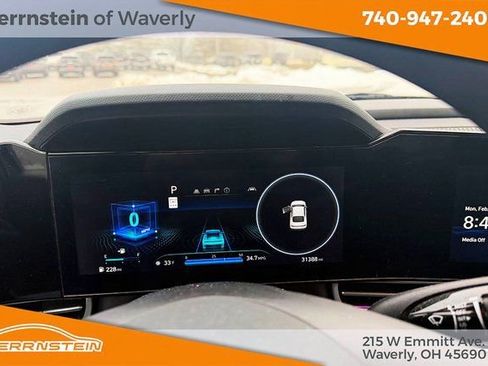 Used 2024 Hyundai Elantra SEL image 15