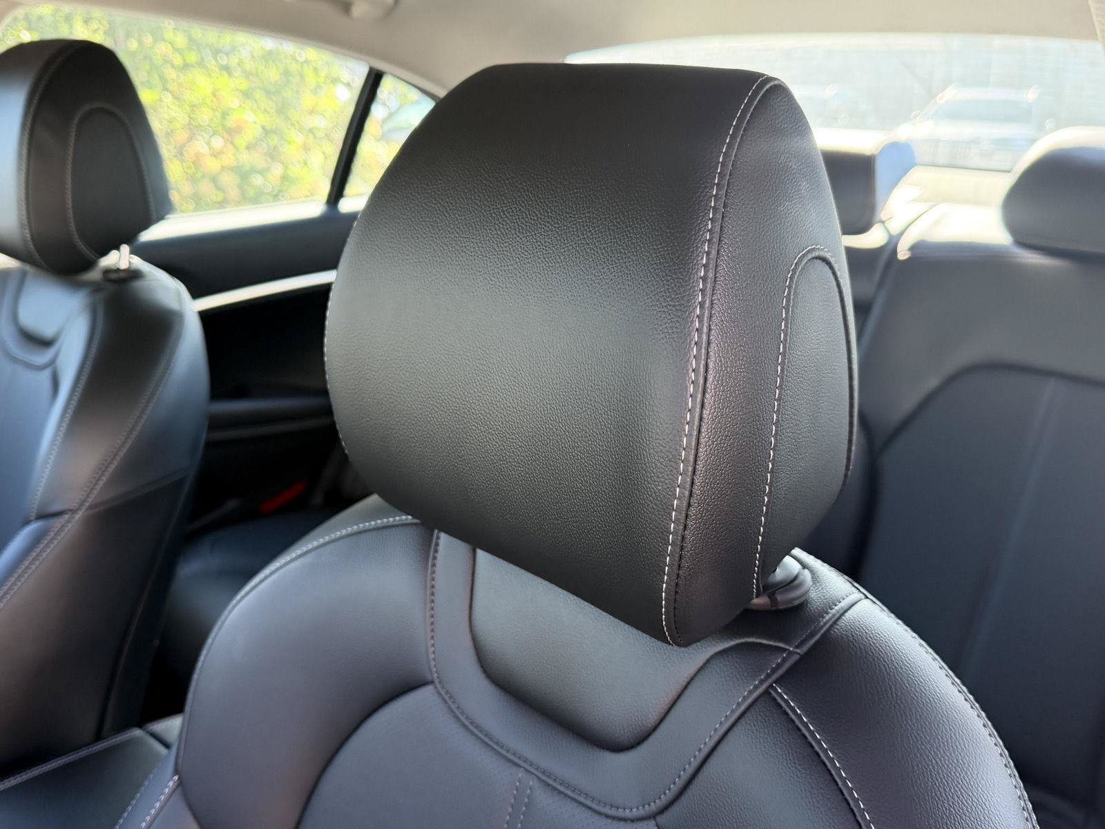 Used 2026 Genesis G70 2.5T RWD image 30