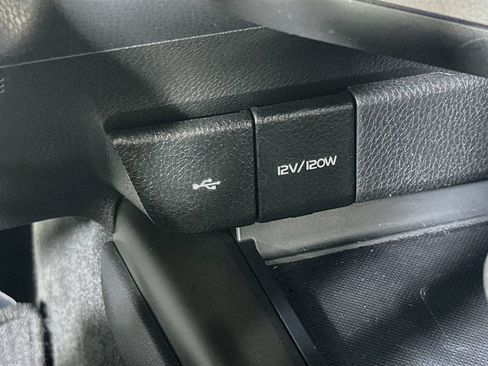 Used 2022 Toyota Camry LE FWD image 31