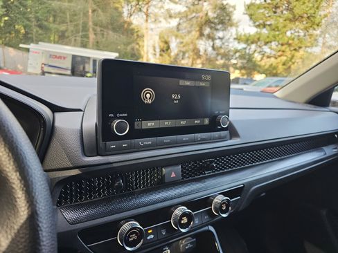 Certified 2025 Honda CR-V LX image 24