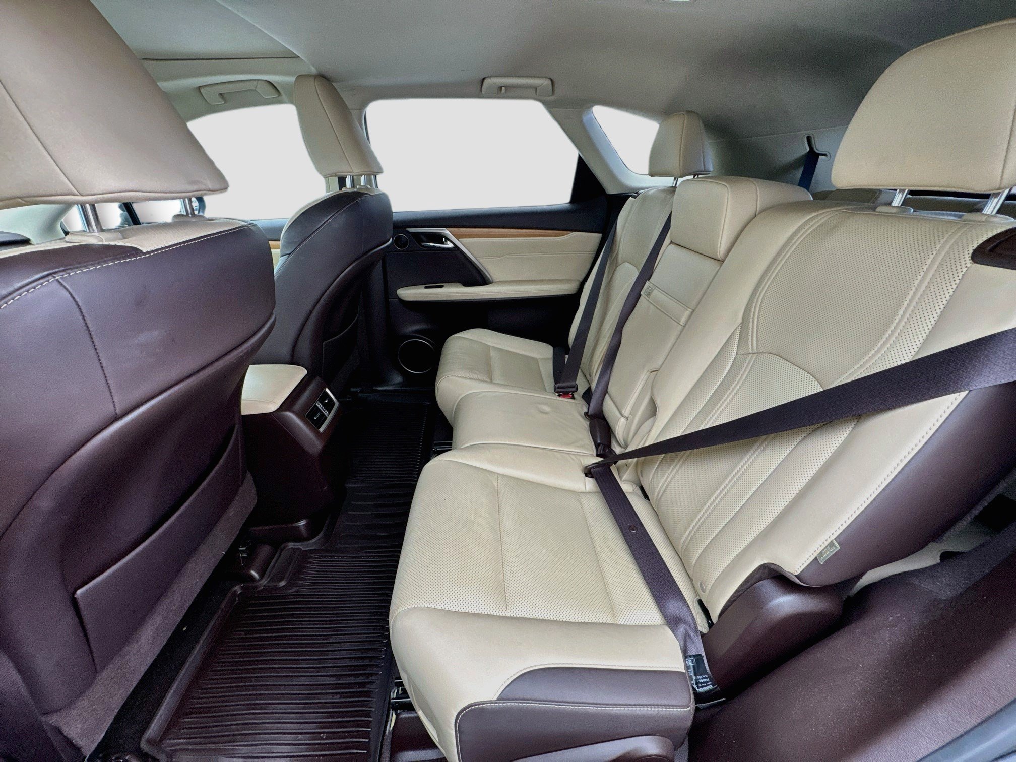 Used 2019 Lexus RX 350L AWD image 16