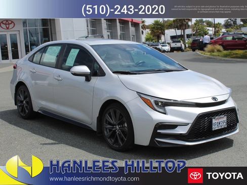 Used 2024 Toyota Corolla XSE FWD image 5