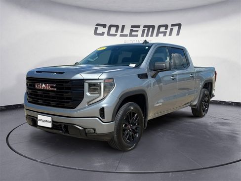 Used 2023 GMC Sierra 1500 Elevation image 1