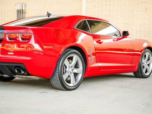 Used 2010 Chevrolet Camaro SS w/ RS Package image 57