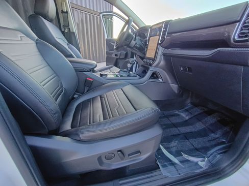 New 2025 Ford Ranger Lariat w/ Black Appearance Package AWD/4WD image 32