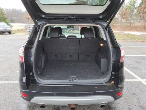 Used 2017 Ford Escape SE w/ SE Leather Comfort Package image 10