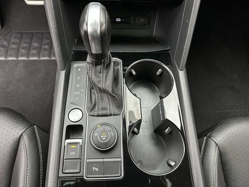 Used 2023 Volkswagen Atlas SEL R-Line AWD/4WD image 21