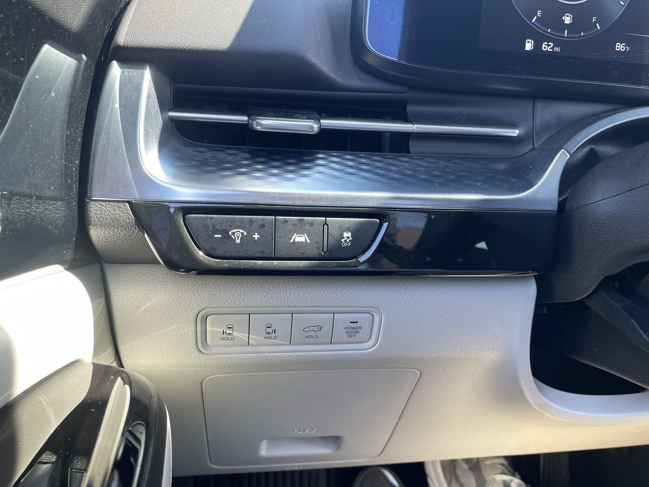 Used 2024 Kia Carnival SX Prestige FWD image 18
