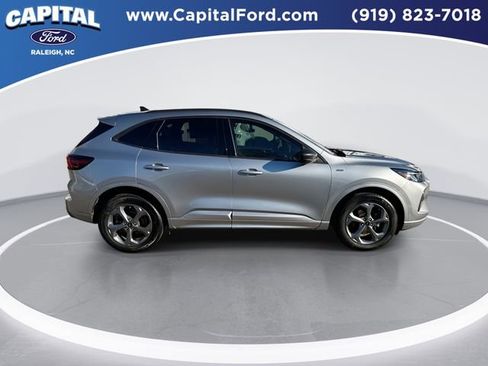 Certified 2023 Ford Escape ST-Line w/ Tech Pack #1 image 9