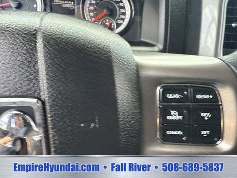 Used 2024 RAM 1500 Classic SLT AWD/4WD image 31