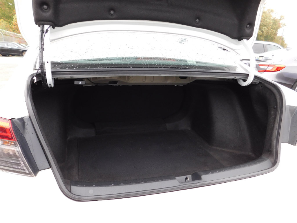 Used 2022 Honda Civic LX image 8