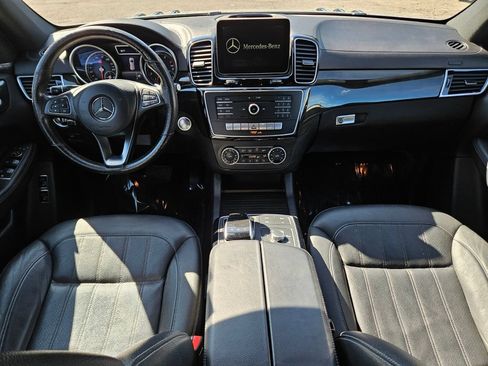 Used 2017 Mercedes-Benz GLS 450 4MATIC image 12