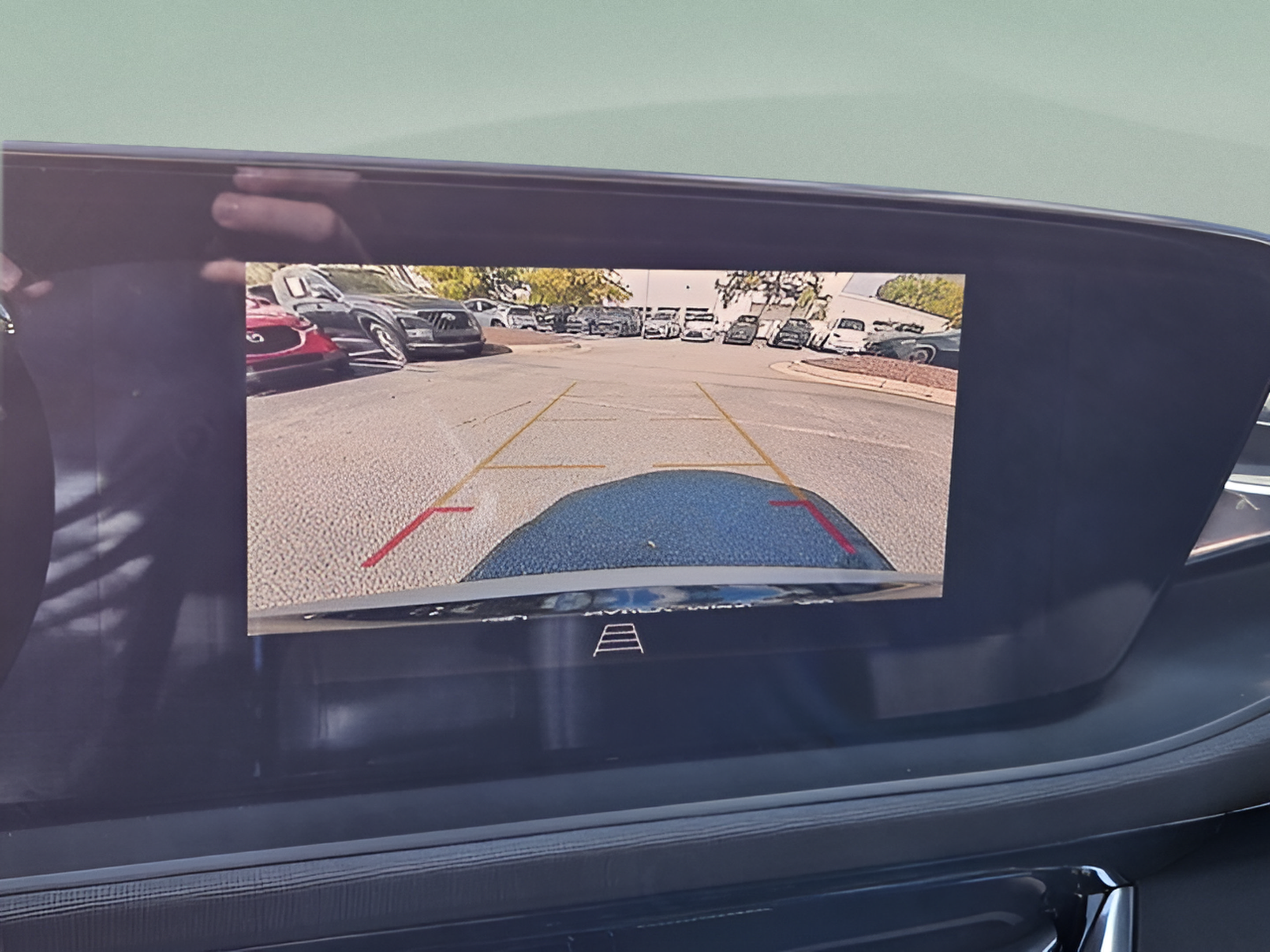 Used 2025 Buick Envista Sport Touring w/ Experience Buick Package FWD image 19