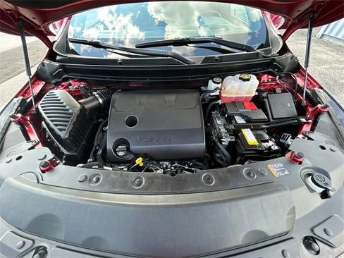 Used 2024 Buick Enclave Premium image 18