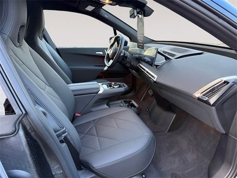Certified 2025 BMW iX xDrive50 image 15