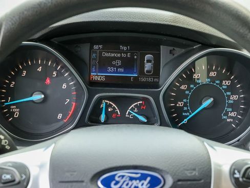 Used 2016 Ford Escape SE w/ Equipment Group 201A image 10