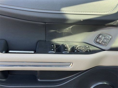 Used 2024 Ford Expedition Max Limited image 26