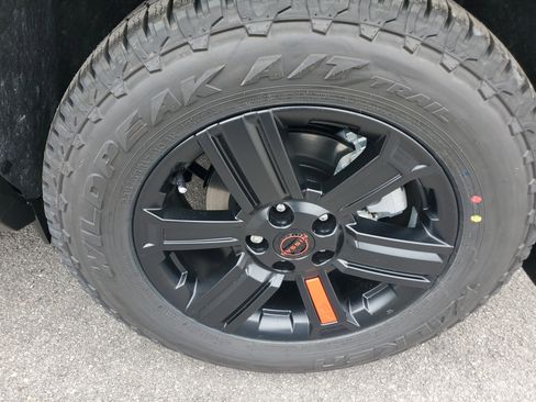 New 2026 Nissan Rogue SV image 7