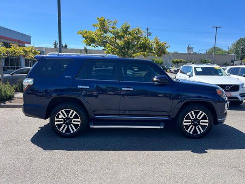 Used 2021 Toyota 4Runner Limited AWD/4WD image 6