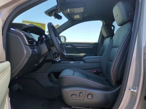 New 2026 GMC Acadia AT4 w/ Super Cruise Package AWD/4WD image 19