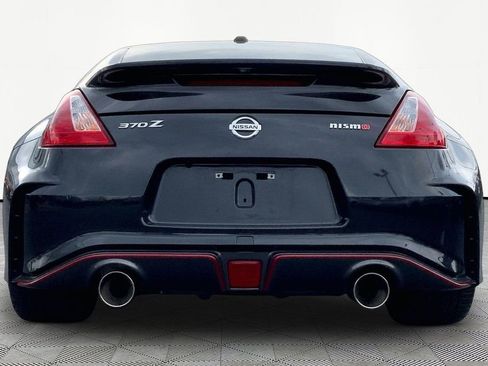 Used 2019 Nissan 370Z NISMO image 6