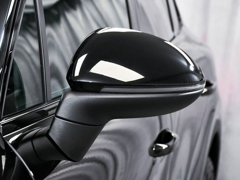 Used 2020 Porsche Cayenne E-Hybrid image 78